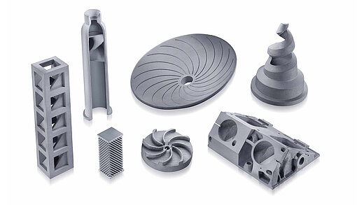 Několik keramických výrobků s 3D tiskem